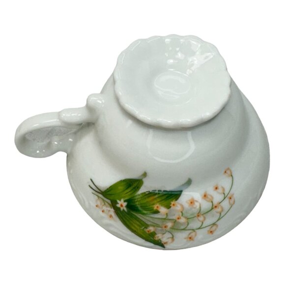 Vintage Lily of the Valley Pedestal Tea Cup & Saucer Gold Trim Made in Japan - Picture 9 of 9